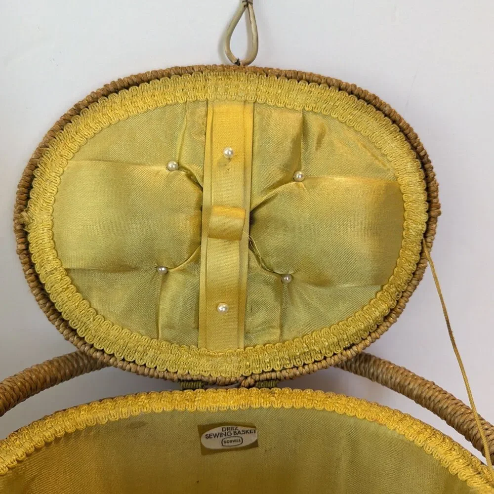 Dritz Sewing Basket Oval Woven Wicker Scovill Yellow Interior w Handle Vintage